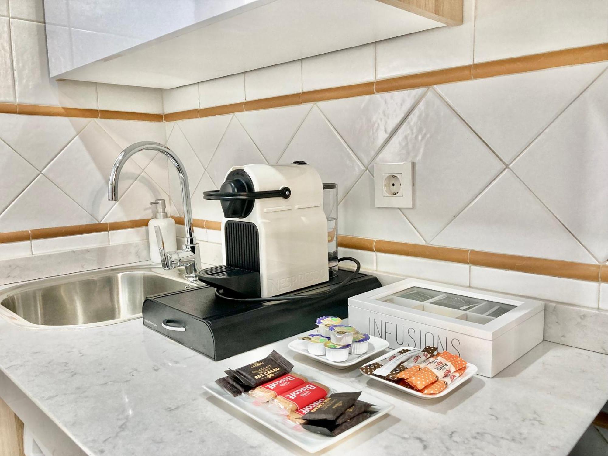 Apartamentos Nuria 19 Гранада Экстерьер фото